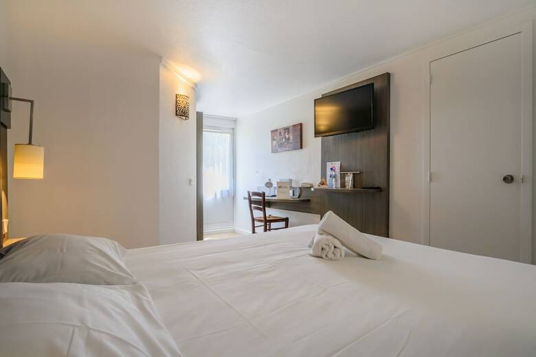 Brit Hotel Reims La Neuvillette
