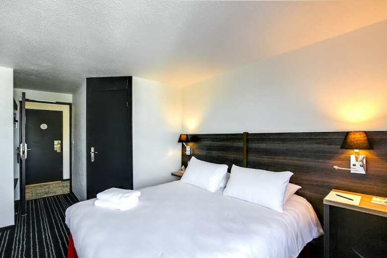 Brit Hotel Reims La Neuvillette
