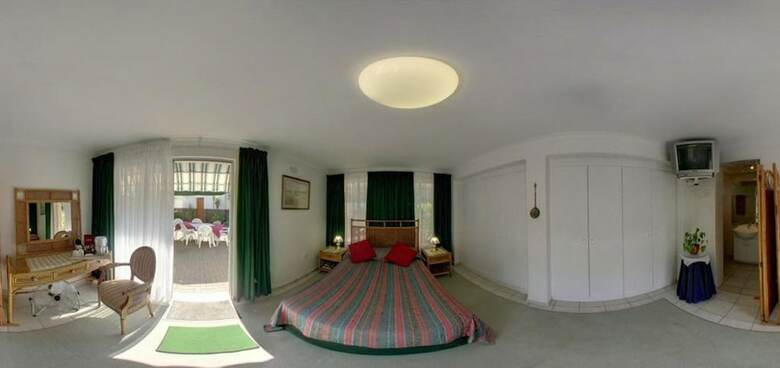 Hotel Cosy Den B&B Luxury Guest House Style