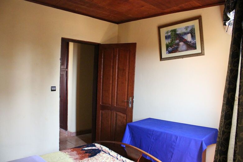Hotel H�tel Place de La M�t�o
