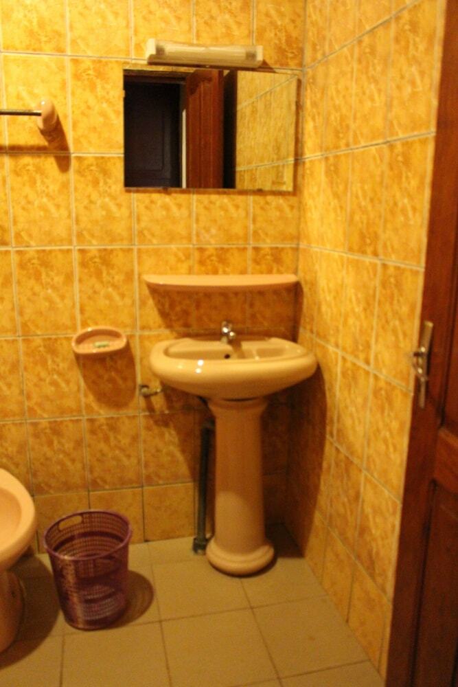 Hotel H�tel Place de La M�t�o