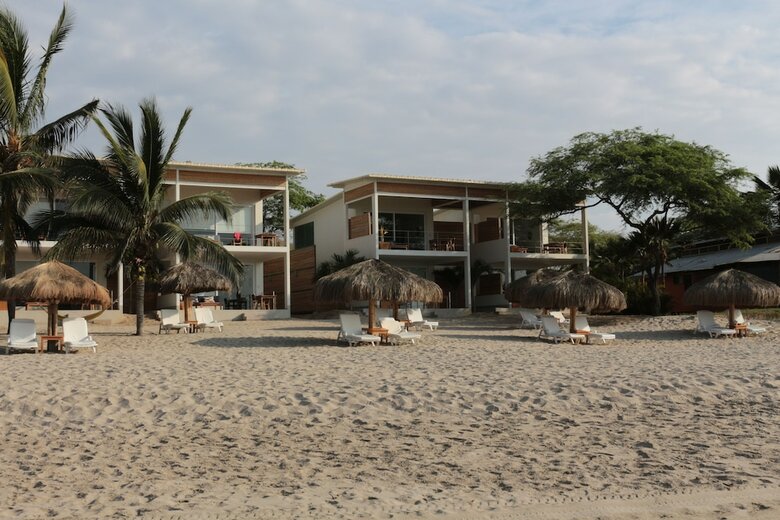Hotel Punta Sal Suites & Bungalows Resort