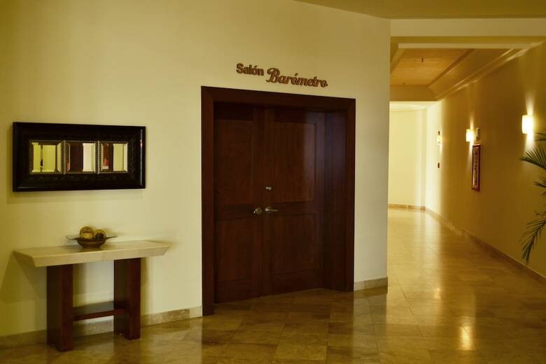 Hotel Aeropuerto Los Cabos