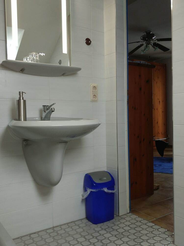Hotel B&B Am See - Privatzimmer