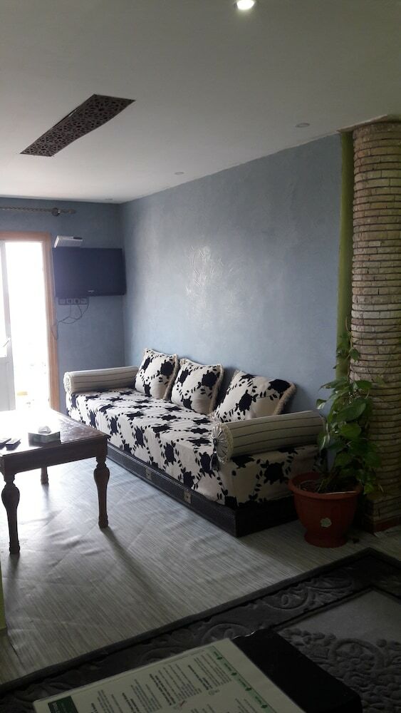 Hotel Tamri House