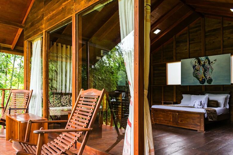 Hotel Kandy Cabana Eco Resort