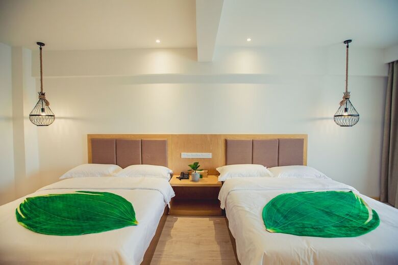 Blossom Hotel In Kunming