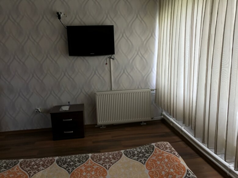 Kisikpet Hotel