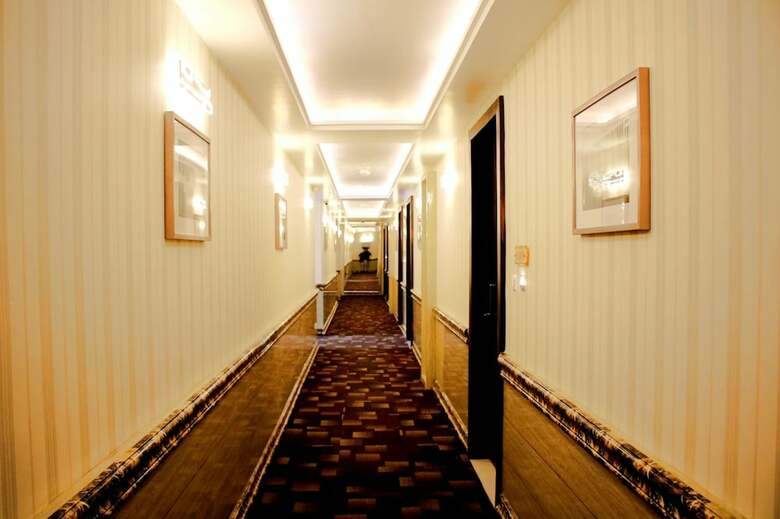 Pinnacle By 1589 Hotels