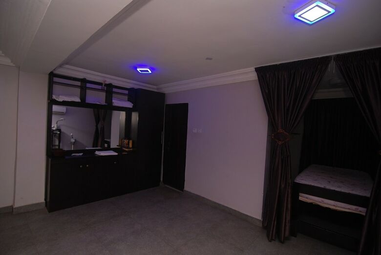 Starview Palace Hotel