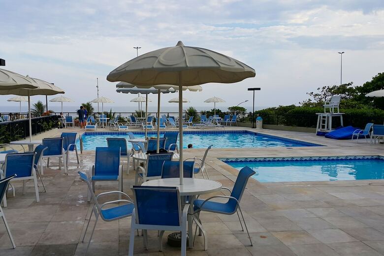 Apartamentos Barrabella P� Na Areia