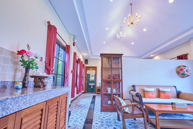 Hotel Hueankhamhom Resort