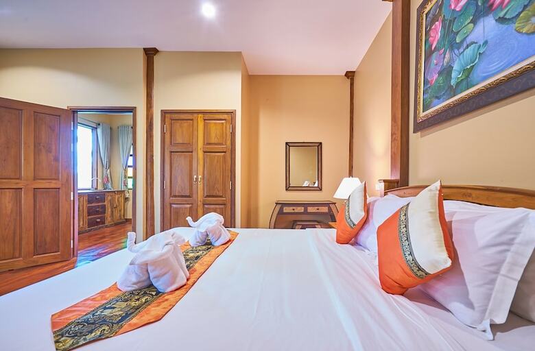 Hotel Hueankhamhom Resort
