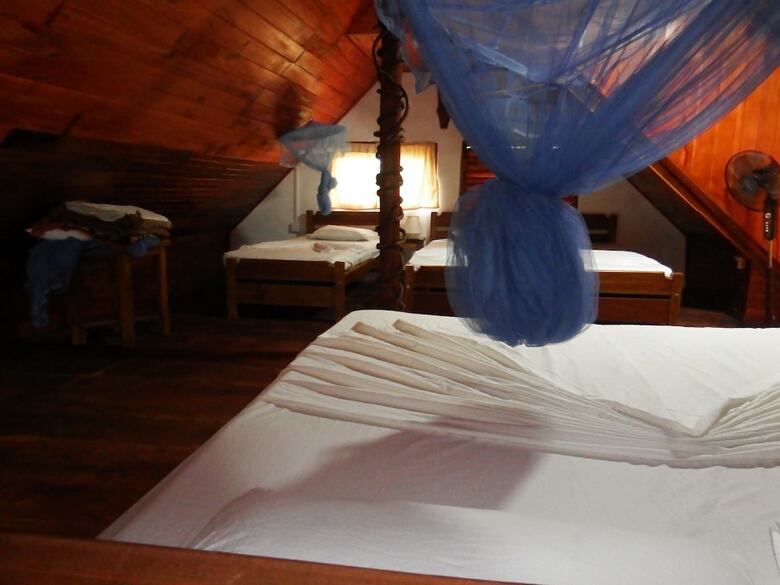 Welikande Hotel And Trekking Center