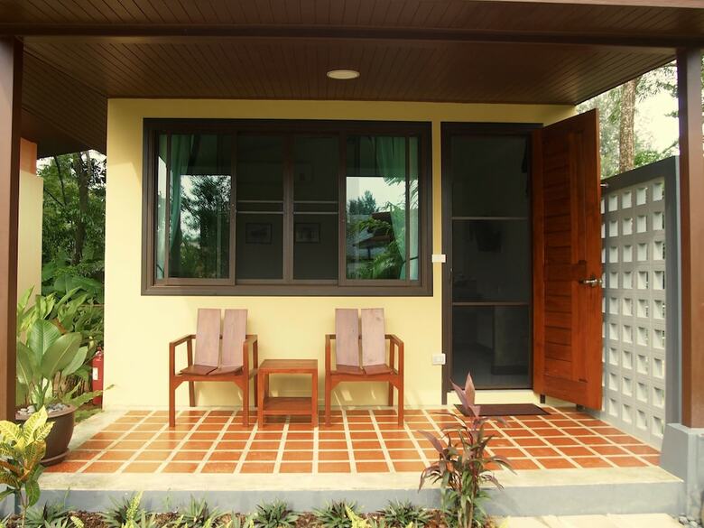 Hotel At Bangsak Resort