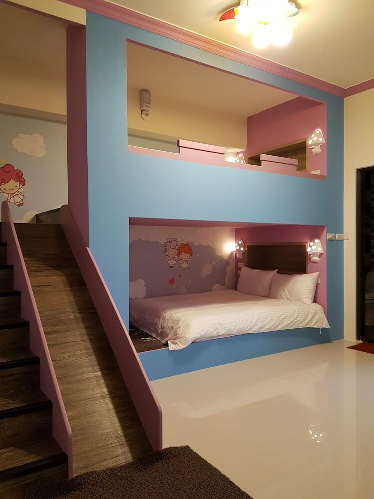 Hotel Childlike Innocence