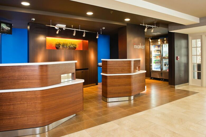 Hotel Courtyard By Marriott Tinton Falls Eatontown
