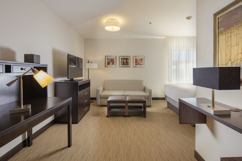Aparthotel Staybridge Suites Silao