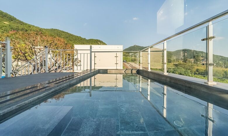 Arte Resort Spa & Pool Villa