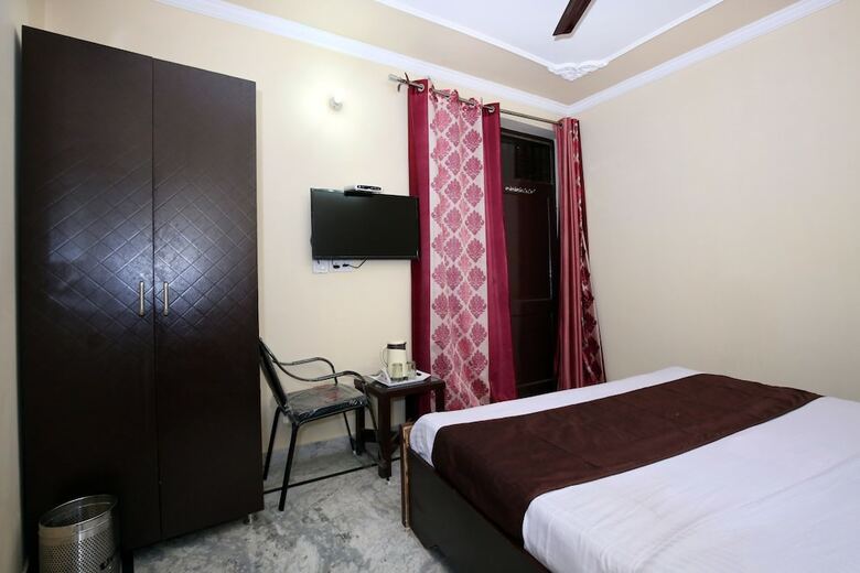 Oyo 9039 Hotel Lotus