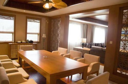 Yuyao Yangming Hot Spring Resort