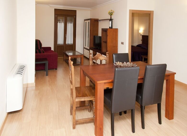 Apartamentos Santo Domingo de Silos