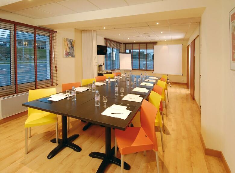 Hotel H�tel Kyriad Quimper - Pont-l'abb�