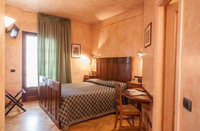 Hotel Albergo Ristorante La Pietra