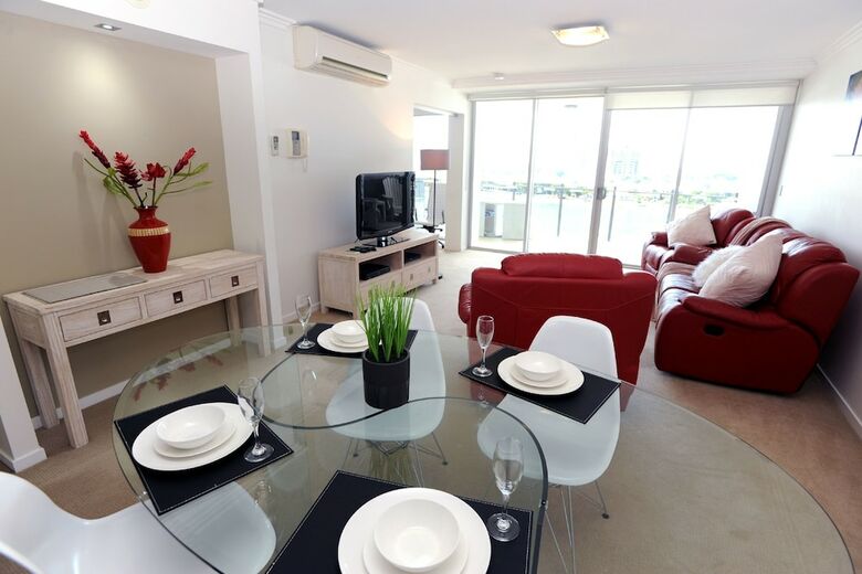 Apartamentos Surfers Paradise Suite With Pool And Spa