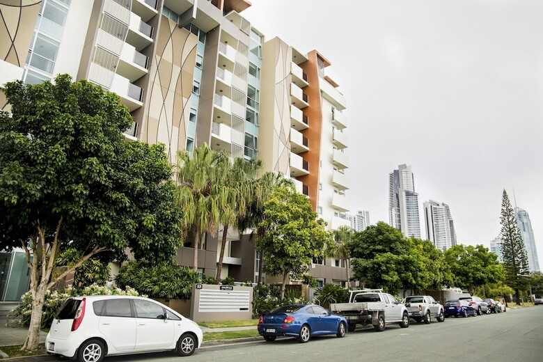 Apartamentos Surfers Paradise Suite With Pool And Spa