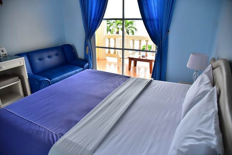 Sun Beach Hotel