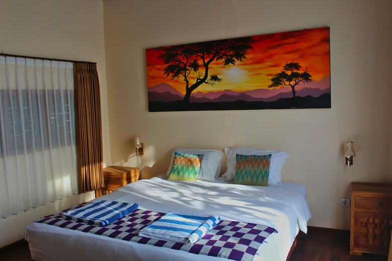 Hotel Kabeh Jati Garden Villa And Restaurant