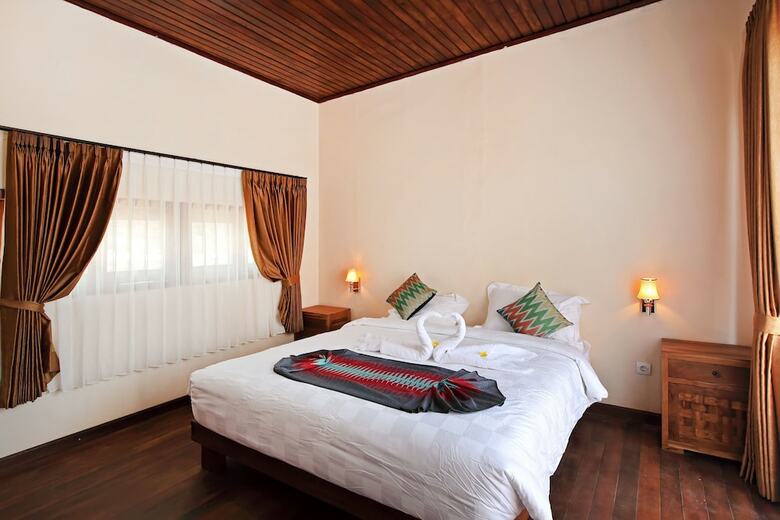 Hotel Kabeh Jati Garden Villa And Restaurant
