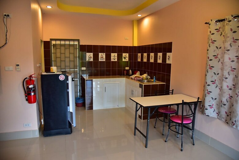 Hotel Oyo 949 Sansuk Resort Paknampran