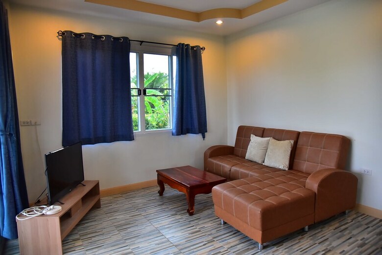 Hotel Oyo 949 Sansuk Resort Paknampran