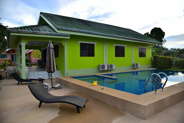 Hotel Oyo 949 Sansuk Resort Paknampran