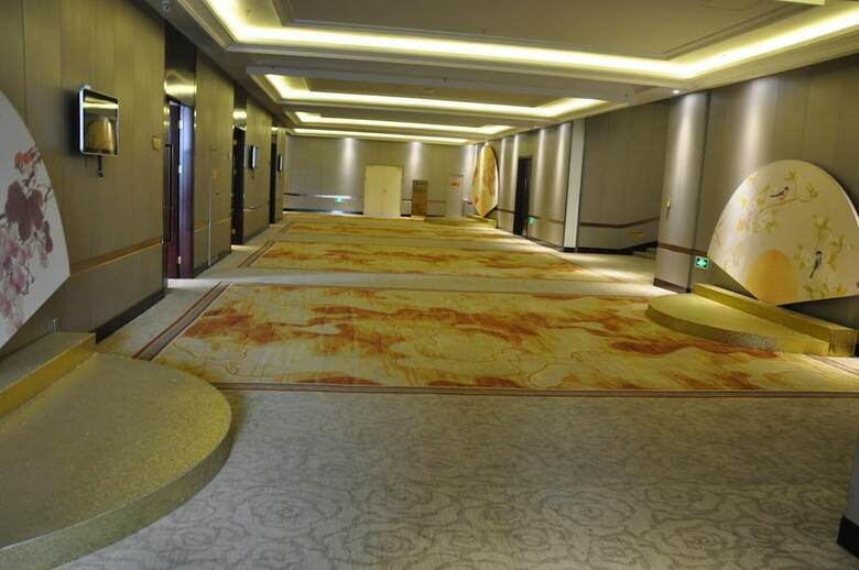 Joyful Rose International Hotel