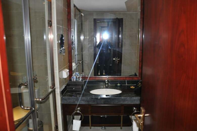Joyful Rose International Hotel