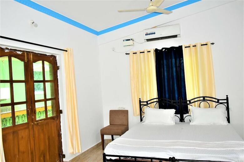 Hotel Fig Fin Beach Resort