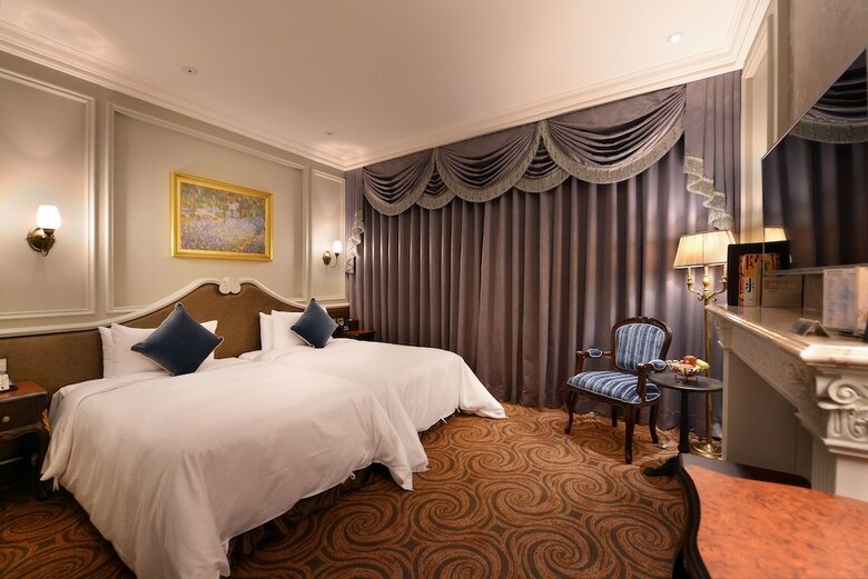 Golden Tulip Rs Boutique Hotel