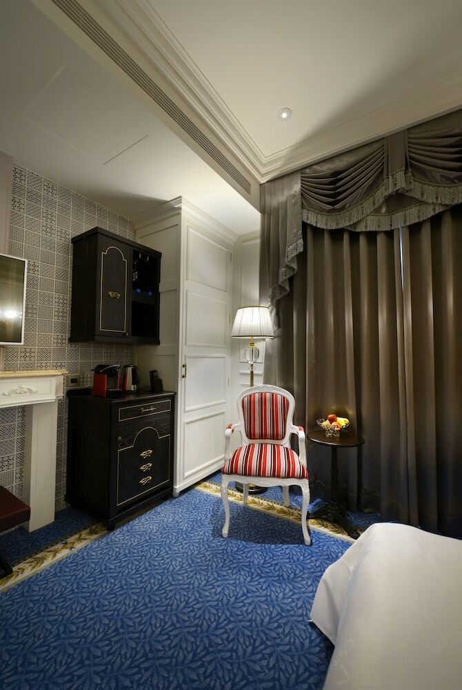 Golden Tulip Rs Boutique Hotel