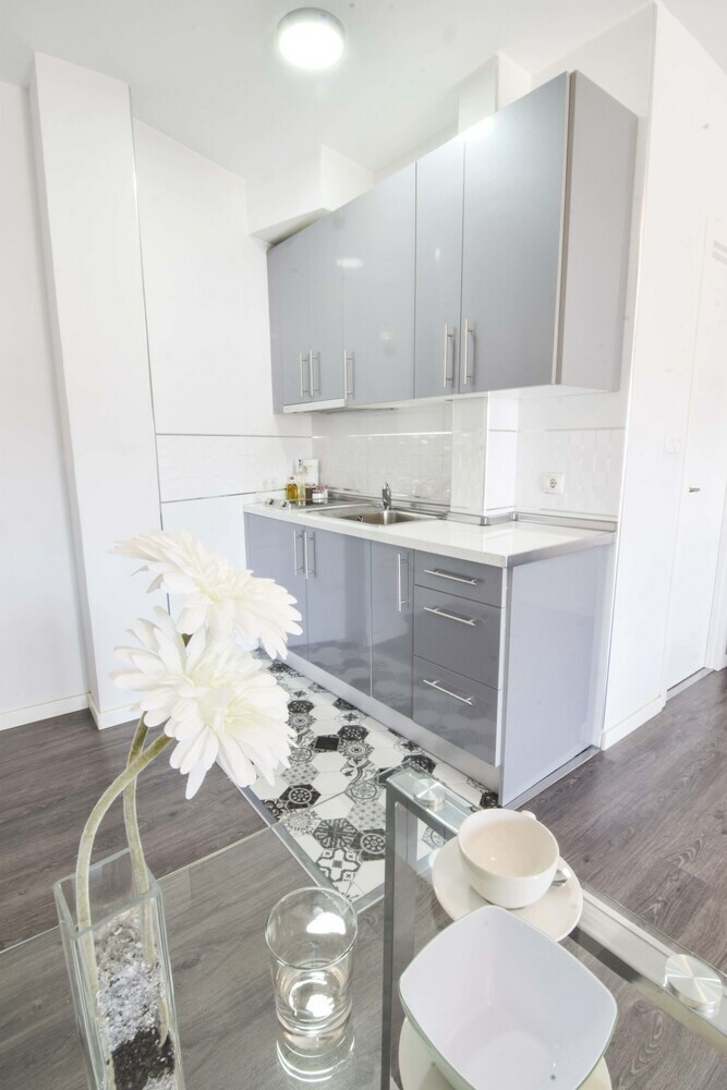 Apartamentos Letmalaga Atarazanas Market