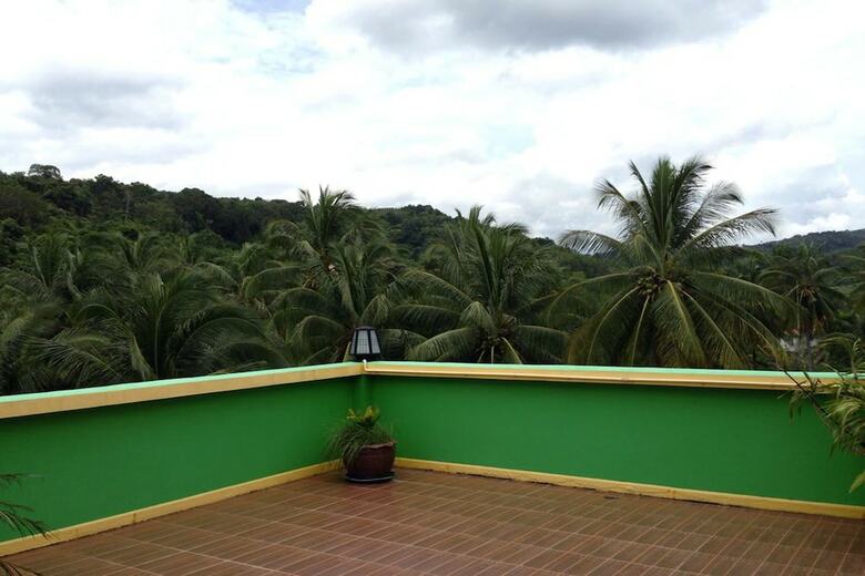 Sairougn Seaview Hotel