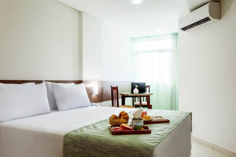 Hotel Jo�o Pessoa Hplus Beach
