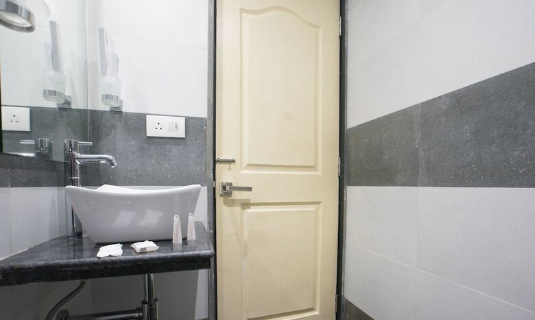 Hotel Treebo Trend Anam International