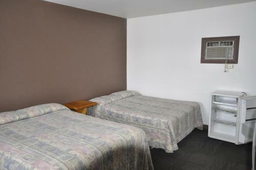 Kingsbridge Inn / Bon-air Motel