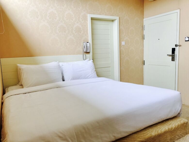 Grandeeza Luxury Hotel
