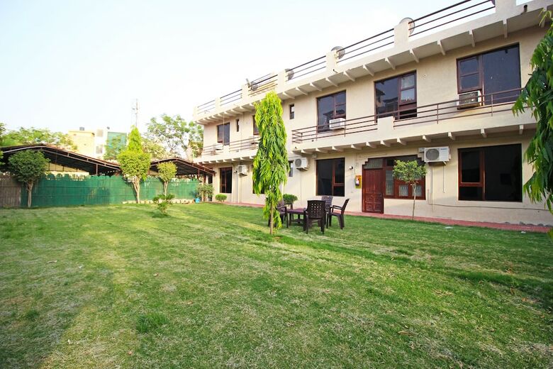 Oyo 6495 Hotel Eden Greens