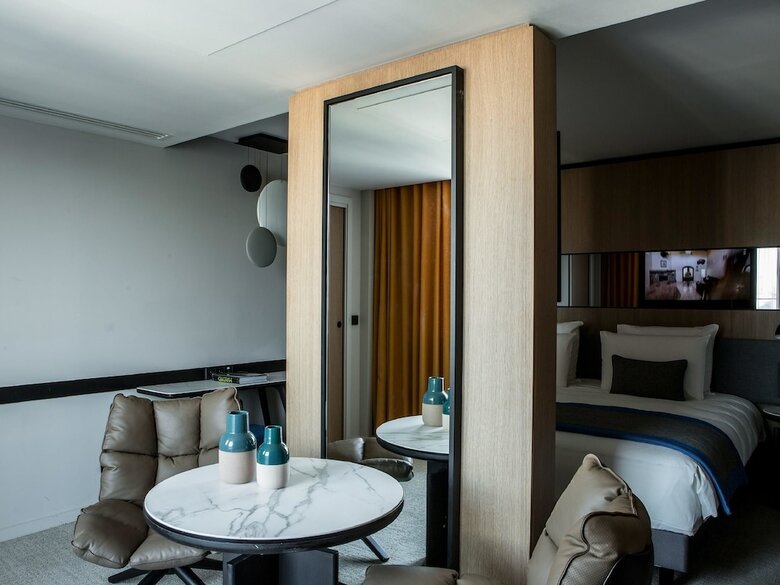 Hotel H�tel Mercure Paris 17 Batignolles
