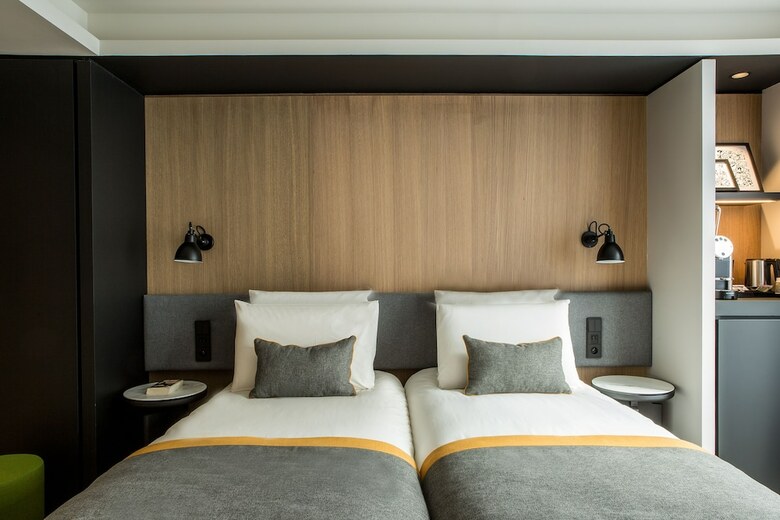 Hotel H�tel Mercure Paris 17 Batignolles